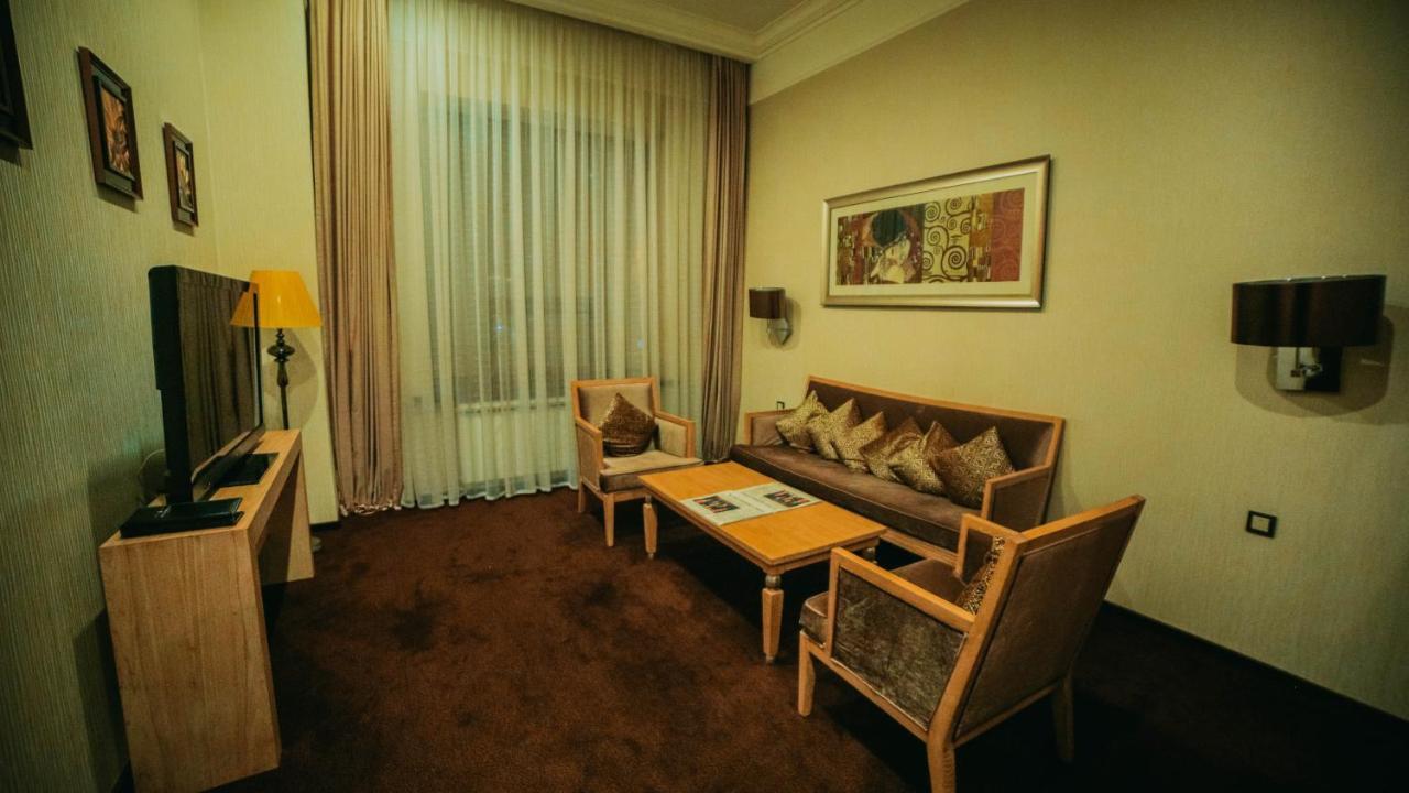 Jelsomino Boutique Hotel Astana Bagian luar foto